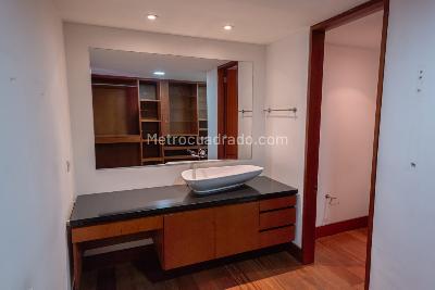 Apartamento de 2 alcobas en venta en La Cabrera, Bogotá, 169 m² · foto 14 de 20
