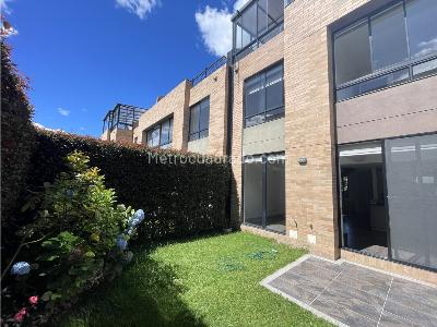 Casa de 3 alcobas en venta en Conjunto Vittare, Cajicá, 132 m² · foto 2 de 20