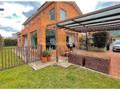 Casa de 5 alcobas en venta en Chia, Chía, 378 m² · foto 2 de 20
