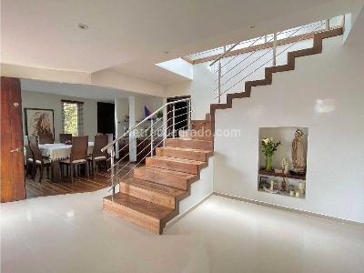 Casa de 5 alcobas en venta en Chia, Chía, 378 m² · foto 3 de 20