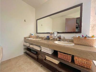 Casa de 5 alcobas en venta en Chia, Chía, 378 m² · foto 18 de 20