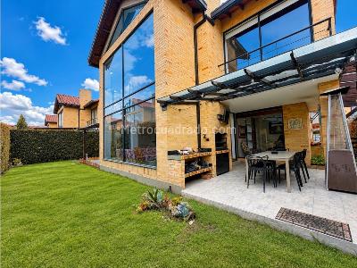 Casa de 3 alcobas en venta en Bosque Madero, Cajicá, 230 m² · foto 2 de 20