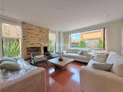 Casa de 4 alcobas en venta en Chia, Chía, 285 m² · foto 2 de 20