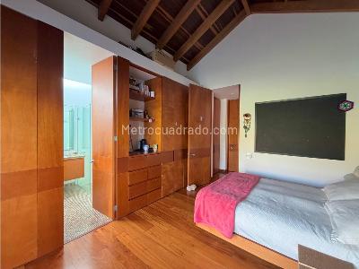 Casa de 4 alcobas en venta en Hacienda Fontanar, Chía, 302 m² · foto 11 de 20