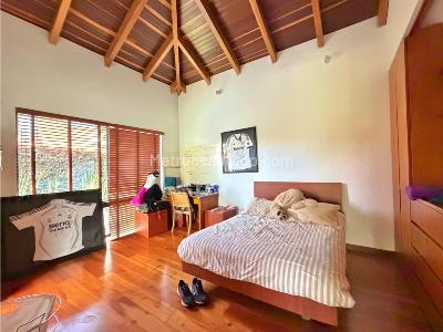 Casa de 4 alcobas en venta en Hacienda Fontanar, Chía, 302 m² · foto 14 de 20
