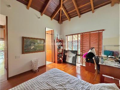 Casa de 4 alcobas en venta en Hacienda Fontanar, Chía, 302 m² · foto 15 de 20