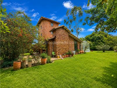 Casa de 2 alcobas en venta en Chia, Chía, 200 m² · foto 2 de 20