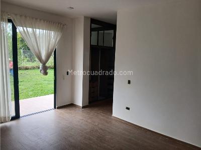 Casa de 4 alcobas en venta en Villavicencio, Villavicencio, 700 m² · foto 10 de 18