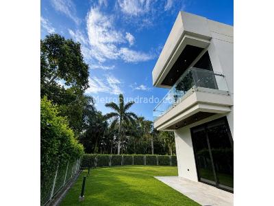 Casa de 4 alcobas en venta en Villavicencio, Villavicencio, 500 m² · foto 3 de 16