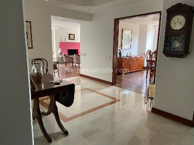 Apartamento en venta en Chapinero Alto, Bogotá · foto 2 de 11