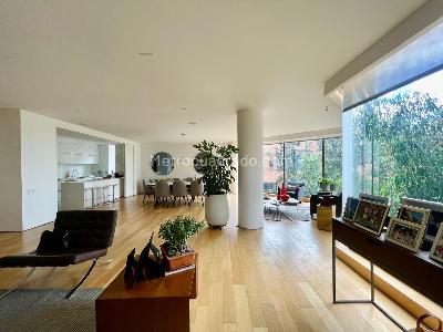 Apartamento de 3 alcobas en venta en Rosales Bella Vista, Bogotá, 246 m² · foto 11 de 13