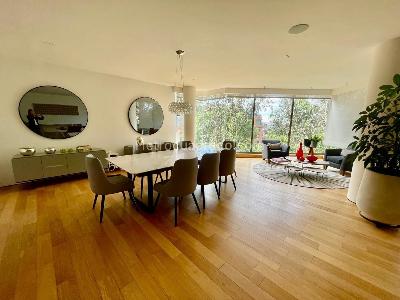 Apartamento de 3 alcobas en venta en Rosales Bella Vista, Bogotá, 246 m² · foto 7 de 13