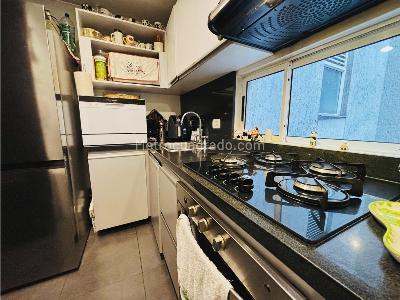 Apartamento de 3 alcobas en venta en Modelia, Bogotá, 74 m² · foto 7 de 12
