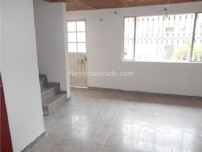 Casa de 3 alcobas en venta en Galicia, Soacha, 72 m² · foto 4 de 20