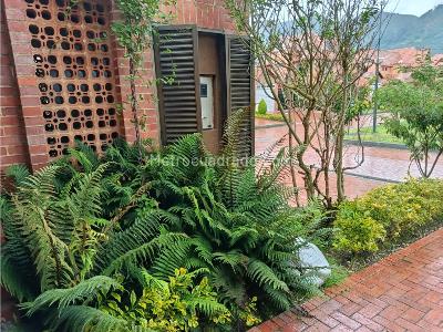 Casa de 5 alcobas en venta en Avenida Chilaco Rio Frio, Chía, 252 m² · foto 7 de 20