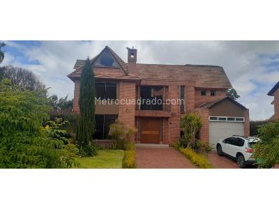 Casa de 5 alcobas en venta en Avenida Chilaco Rio Frio, Chía, 252 m² · foto 12 de 20