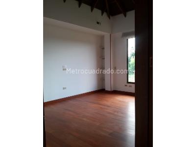Casa de 5 alcobas en venta en Avenida Chilaco Rio Frio, Chía, 252 m² · foto 17 de 20
