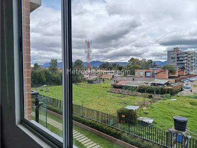 Apartamento de 2 alcobas en venta en Milla De Oro, Cajicá, 70 m² · foto 15 de 20