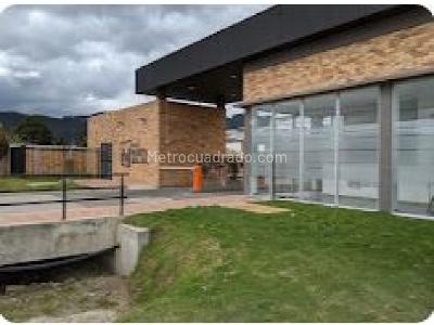Apartamento de 3 alcobas en venta en Km 28 Via Bogota A Cajica, Cajicá, 64 m² · foto 2 de 18