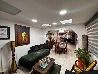 Casa de 4 alcobas en venta en Capellania, Bogotá, 170 m² · foto 7 de 20