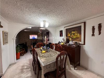 Casa de 4 alcobas en venta en Capellania, Bogotá, 170 m² · foto 8 de 20