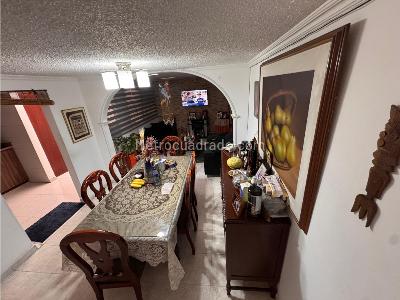 Casa de 4 alcobas en venta en Capellania, Bogotá, 170 m² · foto 9 de 20