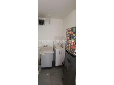 Apartamento de 2 alcobas en venta en Hipotecho, Bogotá, 68 m² · foto 10 de 20