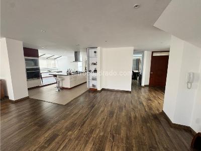 Apartamento de 4 alcobas en venta en Santa Barbara, Bogotá, 277 m² · foto 4 de 20