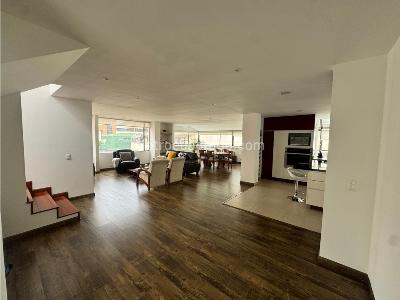 Apartamento de 4 alcobas en venta en Santa Barbara, Bogotá, 277 m² · foto 5 de 20