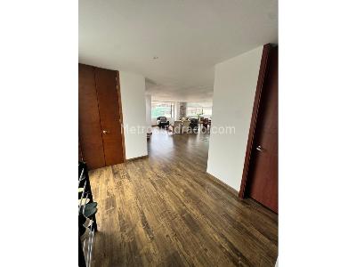 Apartamento de 4 alcobas en venta en Santa Barbara, Bogotá, 277 m² · foto 7 de 20