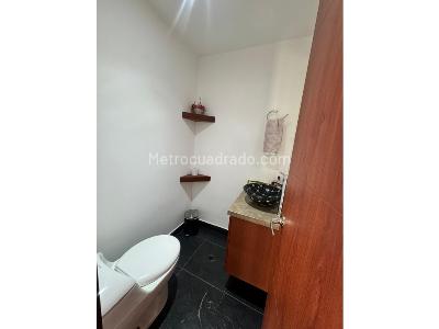 Apartamento de 4 alcobas en venta en Santa Barbara, Bogotá, 277 m² · foto 16 de 20