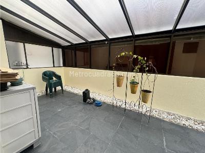 Apartamento de 4 alcobas en venta en Santa Barbara, Bogotá, 277 m² · foto 18 de 20