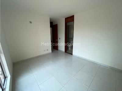 Apartamento en venta en Ciudad Salitre Occidente, Bogotá · foto 9 de 20