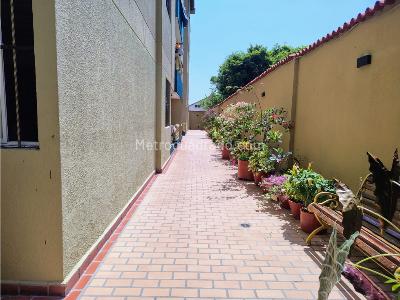 Apartamento en venta en El Recreo, Barranquilla · foto 2 de 20