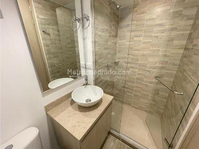 Apartamento de 2 alcobas en arriendo en Ciudad Mallorquin, Barranquilla, 69 m² · foto 9 de 12