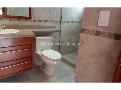 Casa de 3 alcobas en venta en Avenida Chilaco, Chía, 189 m² · foto 16 de 20