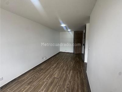 Apartaestudio en arriendo en El Redil, Bogotá, 38 m² · foto 3 de 10