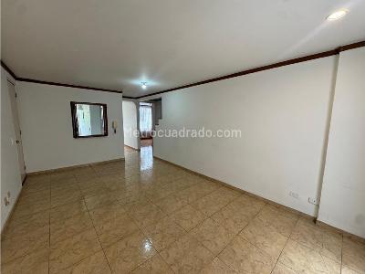 Apartamento de 2 alcobas en arriendo en Centro Comercial Santafe, Bogotá, 65 m² · foto 4 de 16