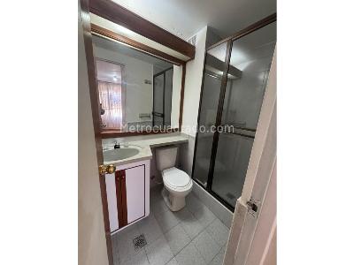 Apartamento de 2 alcobas en arriendo en Centro Comercial Santafe, Bogotá, 65 m² · foto 16 de 16