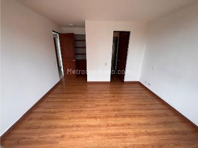 Apartamento en venta en Ciudad Salitre Oriental, Bogotá · foto 13 de 18