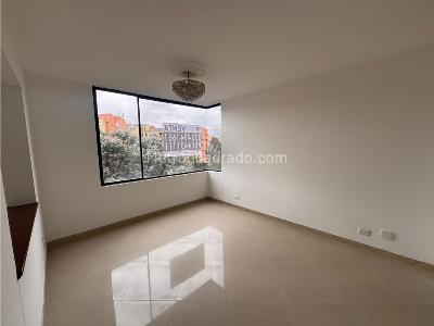 Apartamento en venta en Ciudad Salitre Oriental, Bogotá · foto 4 de 18