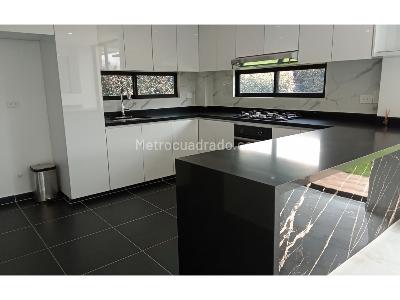 Casa de 4 alcobas en venta en La Laguna, Cajicá, 163 m² · foto 9 de 20