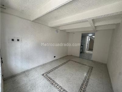 Casa de 3 alcobas en arriendo en Molinos, Bogotá, 76 m² · foto 3 de 20