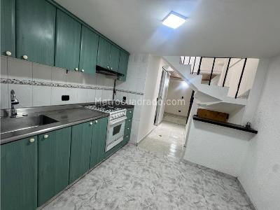 Casa de 3 alcobas en arriendo en Molinos, Bogotá, 76 m² · foto 4 de 20