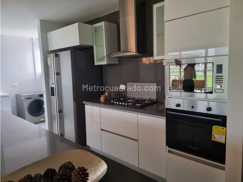 Piso – Barranquilla, Puerto Colombia - Más