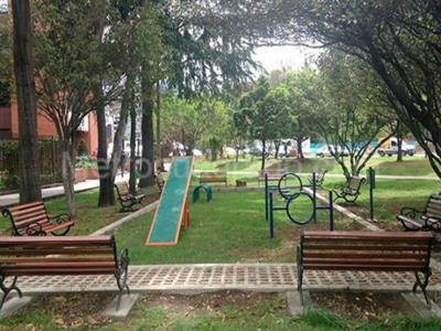 Apartamento en venta en Santa Barbara, Bogotá · foto 3 de 4
