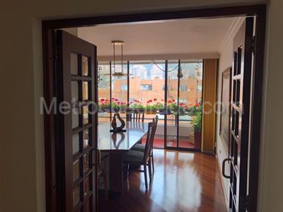 Apartamento de 3 alcobas en venta en Santa Barbara, Bogotá, 300 m² · foto 5 de 5