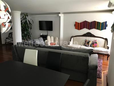 Apartamento en venta en La Carolina, Bogotá · foto 2 de 9