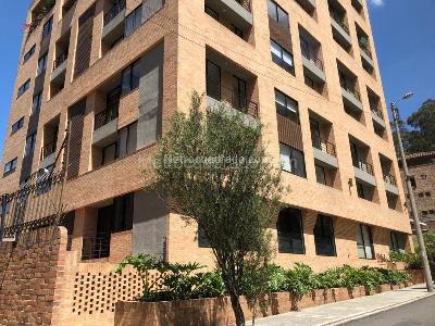Apartamento de 3 alcobas en venta en Bosque Medina, Bogotá, 220 m² · foto 2 de 3