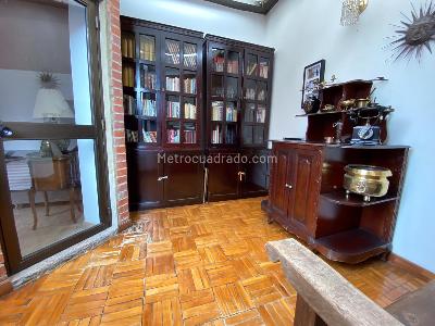 Apartamento en venta en Santa Barbara, Bogotá · foto 10 de 14